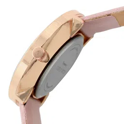 JOKER & WITCH Stainless Steel Watch Gift Set With Necklace & Brooch image 3