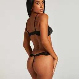 hunkemoller Belladonna Thongs image 3