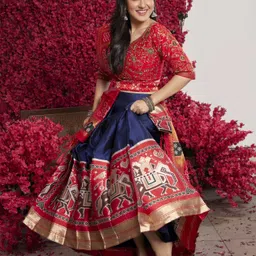 divastri Self Design Semi Stitched Lehenga Choli image 1