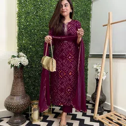 anni designer Women Cotton Rayon Kurta Pant Dupatta Set-picture-12