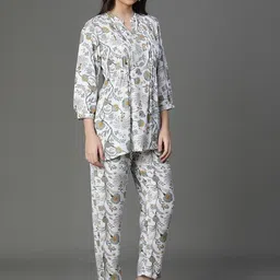 truestride Top Pant Co-ords Set-picture-47