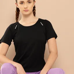 Alcis Solid Slim Fit T-shirt-image-12