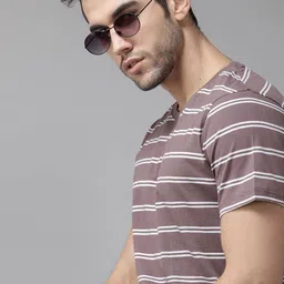 The Roadster Lifestyle Co Men Mauve Striped Round Neck Pure Cotton T-shirt-picture-21