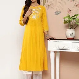 Varanga Women Embroidered Floral Kurta-image-98