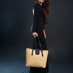HORRA Structured Oversized Tote Bag-picture-11