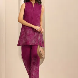 Libas Floral Printed Mandarin Collar Tunic With Palazzos-image-91