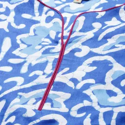 Anouk Women Blue & White Floral Printed Pure Cotton Kurta image 3