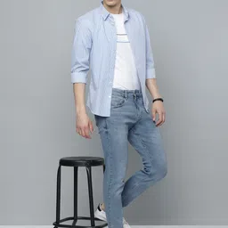 Flying Machine Men Slim Fit Light Fade Stretchable Jeans image 5