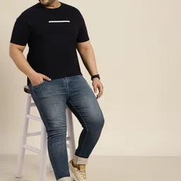 Sztori Men Plus Size Black Solid T-shirt image 5