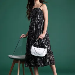 DressBerry Printed Tiered A-Line Midi Dress image 5