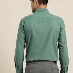 SOJANYA Men Green Classic Regular Fit Solid Formal Shirt image 5