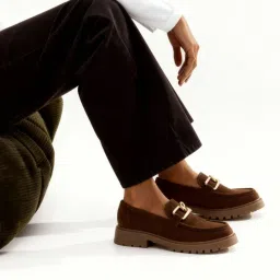 Indifeet Women Suede Chain Detail Slip-On Loafer Shoes-image-60