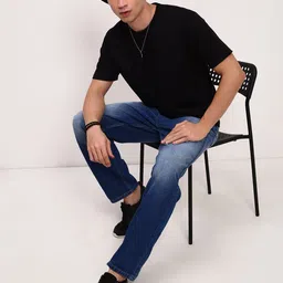 SHOWOFF Men Solid Round Neck Cotton T-shirt image 4