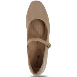Metro Women's Beige Mary Jane Shoes image 4