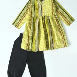 Bella Moda Kids Yellow Printed Full Sleeves Kurti with Pants image 3