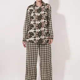 clobug Floral Printed Shirt Collar Shirt With Trousers image 2