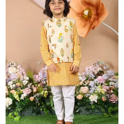 LIL PITAARA Pure Cotton Woven Full Sleeves Chevron Printed Kurta & Pyjama With Jacket Set - Yellow-picture-15