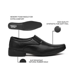 Groofer Men Synthetic Leather Formal Shoes image 2