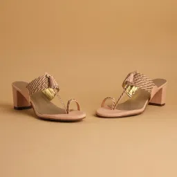 Eridani Women's Nyla Peach Kolhapuri Sandals image 4