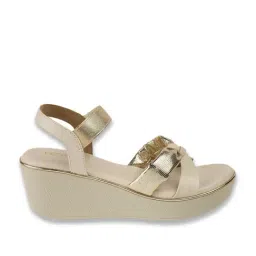 Metro Women's Beige Sling Back Wedges image 3
