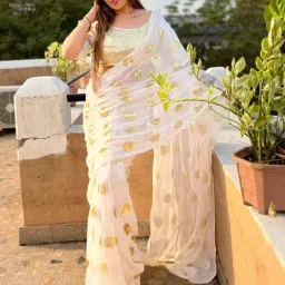 Saree Mall White Embellished Saree With Unstitched Blouse-picture-12