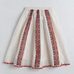 The Magic Wand Woven Three Fourth Sleeeves Motif Printed Lehenga Choli Set With Dupatta - White image 5