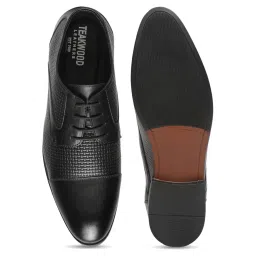 Teakwood Leathers Men's Black Derby Shoes image 4