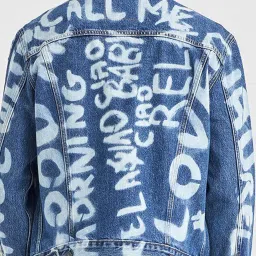 Levi's Blue Cotton Regular Fit Printed Denim Jacket image 4