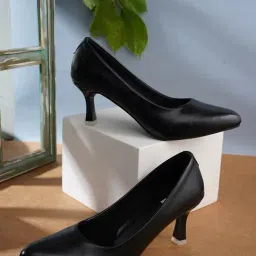 Elle Women's Black Stiletto Pumps-image-17