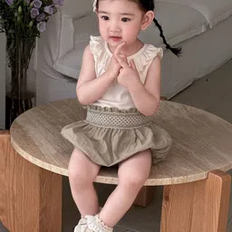 LULU & SKY Girls High-Rise Shorts image 2