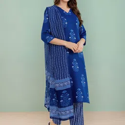 SKYLEE Women Floral Printed Kurta with Trousers & Dupatta image 2
