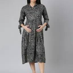 THE MAMA KLUB Printed Fit & Flare Maternity Dresses image 1