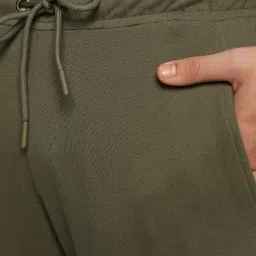 Bewakoof Olive Loose Fit Oversized Joggers image 4