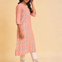 W Peach Cotton Printed A Line Kurta image 4