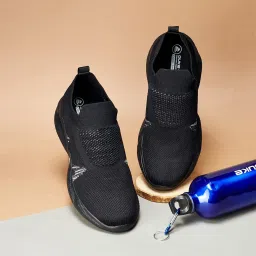 Duke Men's Black Running Shoes image 1