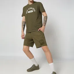 GAP Men Typography Printed Shorts image 2