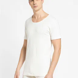 Jockey Men Black Solid Tailored fit Round Neck Thermal Top image 5