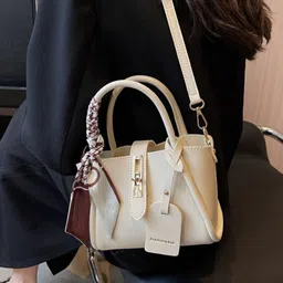 KPOP Women Solid Structured Handheld Bag image 3