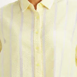 Levi's Yellow Cotton Relaxed Fit Striped Shirt image 5