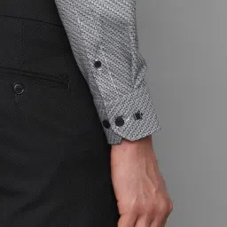 Louis Philippe Permapress Grey Cotton Slim Fit Printed Shirt image 4