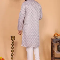 DVILLA Men Ethnic Motifs Embroidered Thread Work Jacquard Kurta image 4
