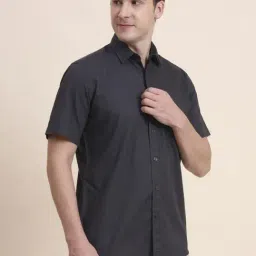JadeBlue Charcoal Grey Cotton Solid Regular Fit Shirt image 3