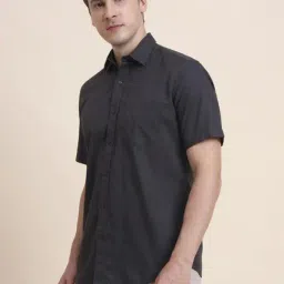 JadeBlue Charcoal Grey Cotton Solid Regular Fit Shirt image 4