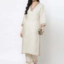 DART STUDIO White Linen Embroidered Straight Kurta image 4