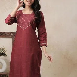 AUZAAI COLLECTION Selection Of 2 Embroidered Thread Work Pure Cotton Straight Kurtas image 5