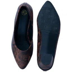 NR by Nidhi Rathi Women's Tan Casual Pumps image 4