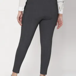 Vero Moda Curve Dark Grey Mid Rise Pants image 2