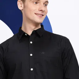 Aeropostale Solid Regular Fit Casual Shirt image 5