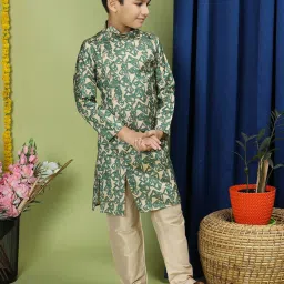 TABARD Kids Green & Beige Printed Full Sleeves Kurta with Pyjamas image 4