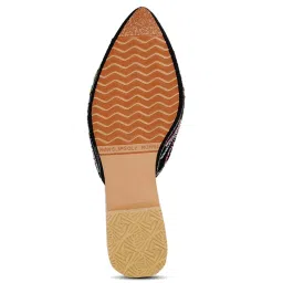 The Desi Dulhan Women's Black Mule Shoes image 4